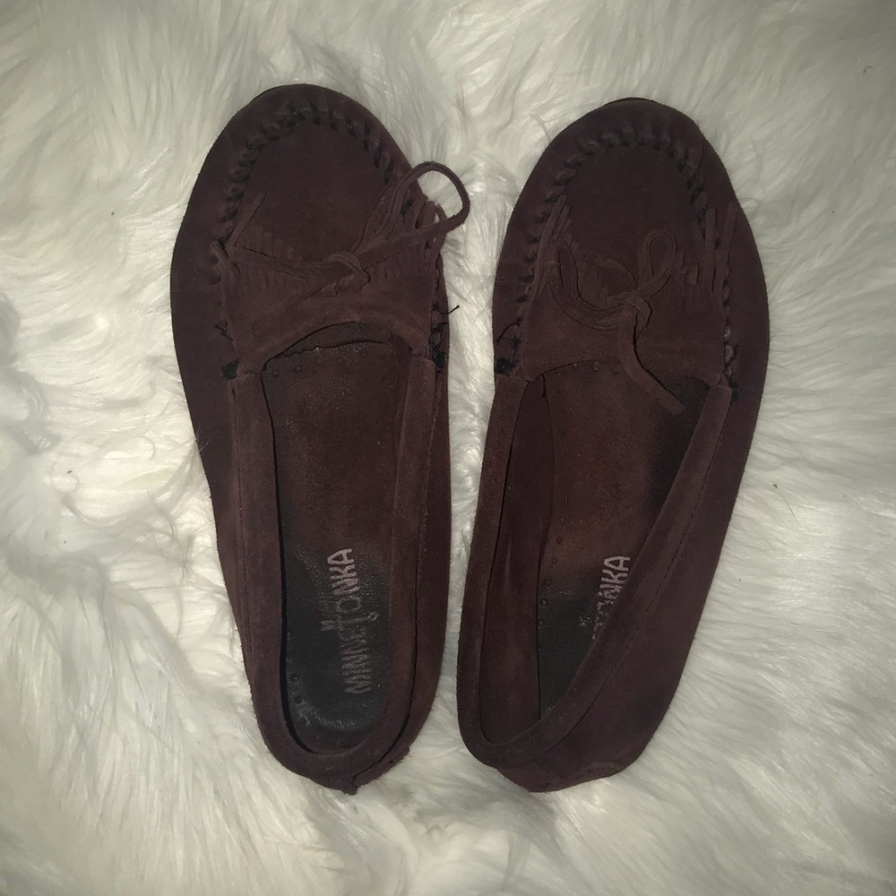 Purple Minnetonka flats size 8